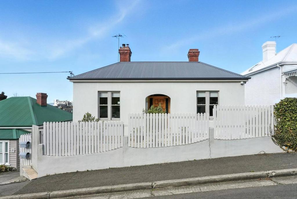 Views and Charm in West Hobart, West Hobart