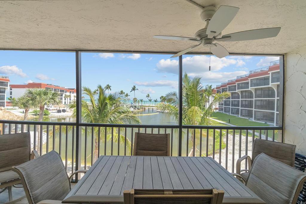 Pointe Santo C25, Sanibel