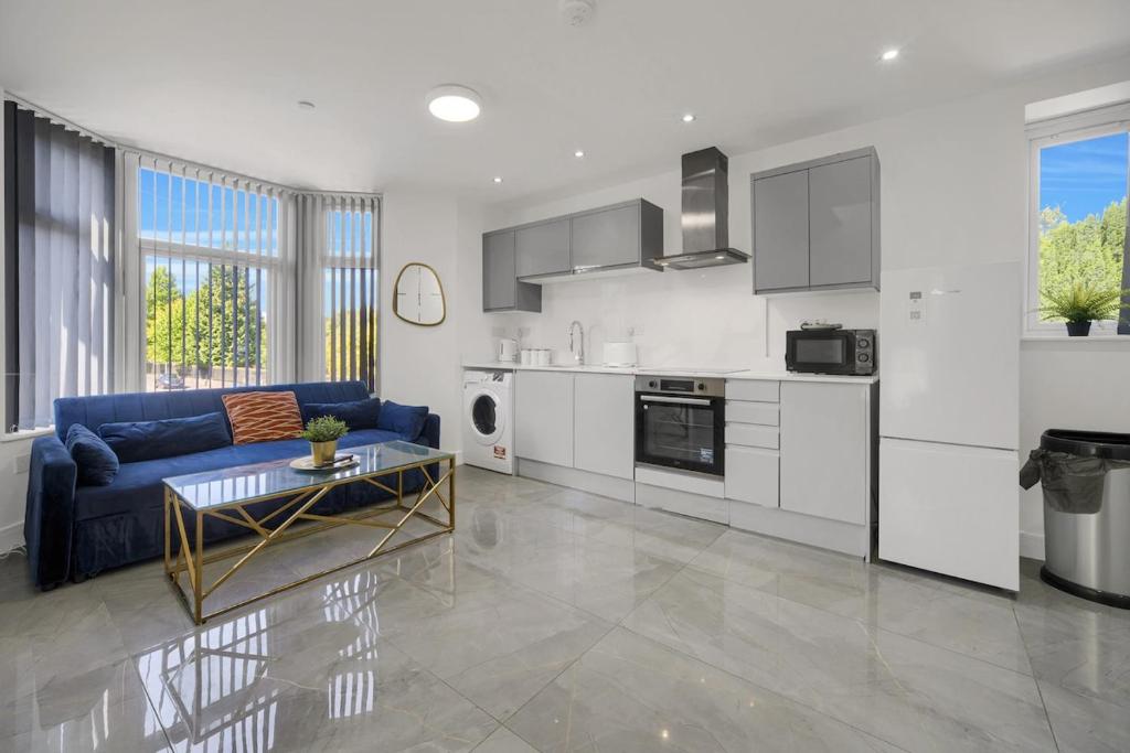 Top Floor Apt - Central & Stylish - Free Wifi, Cardiff