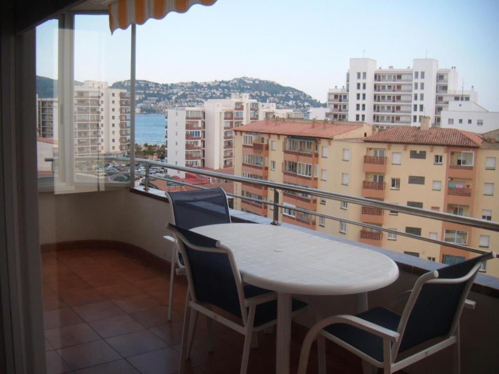 Apartamento a 50m de la playa con Wi-Fi y terraza, 2 dormitorios, 6 pers. - ES-204-26 - 3