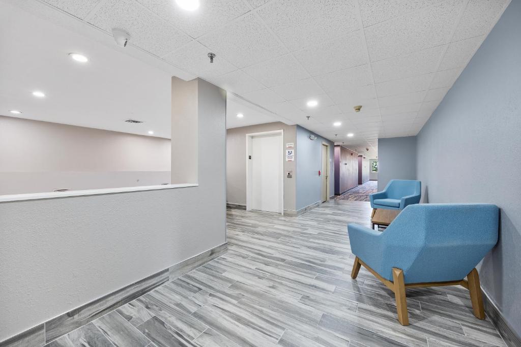 アメリックイン バイ ウィンダム アーバナ チャンペーン ユニバーシティ エリア (AmericInn by Wyndham Urbana/Champaign University Area) 館内設備