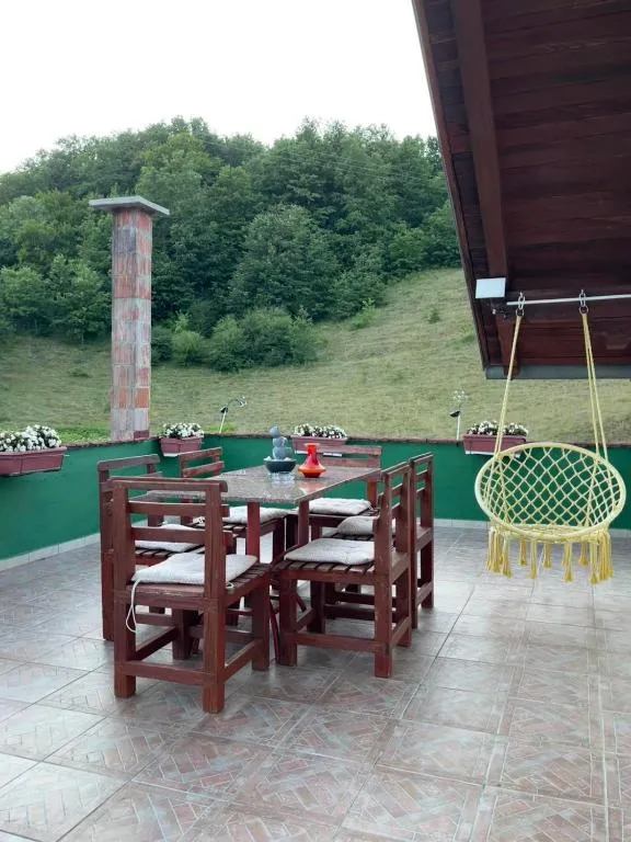 Apartman Denis Una, Hotel in Lužine