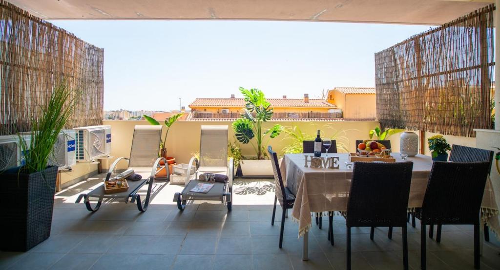Peaceful Apartment with Terrace by TuriVida - 2