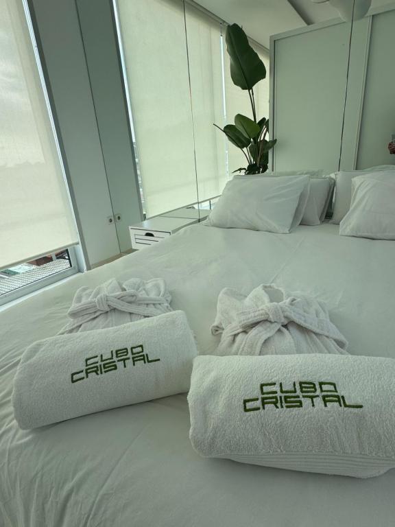 Apartamento Cubo de Cristal con piscina y vistas al mar - 5