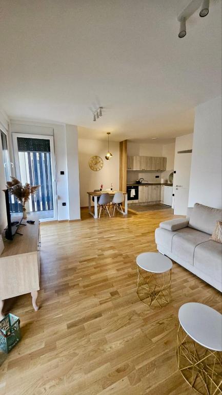 Spring 1, Petrovaradin