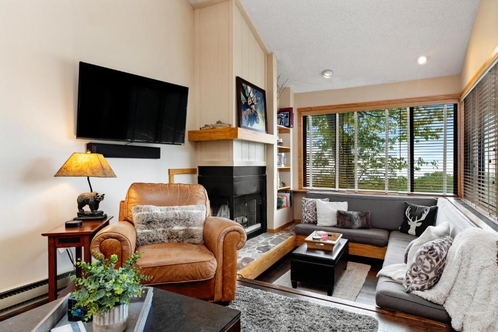 Dobie 48 with Wintergreen Advantage, Wintergreen