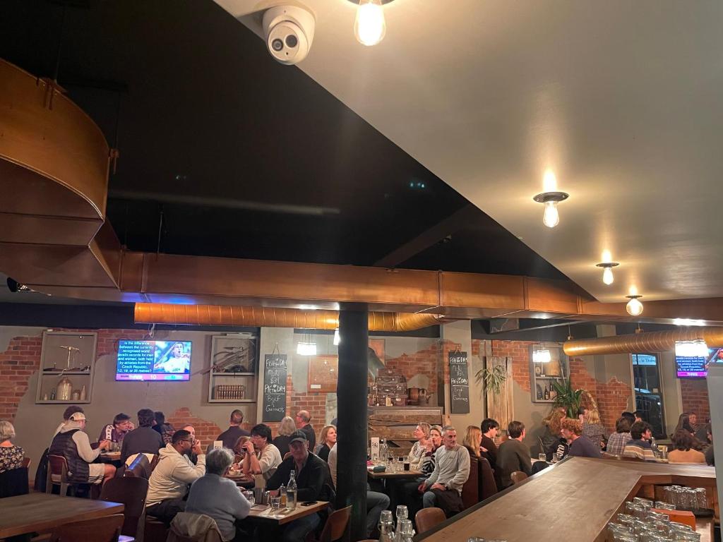 Wellington Shepherds Arms Hotel Additional