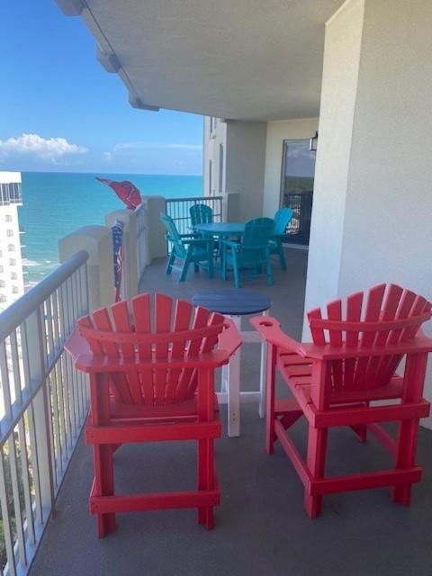Stylish oceanview 2 bedroom unit - 1603 Royale Palms - Kingston Plantation condo, Myrtle Beach