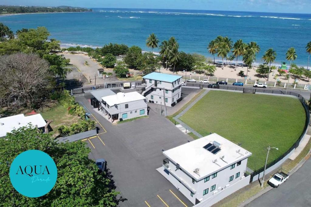 Fully Renovated Beachside with Oceanview 1 Bedroom Unit 7, Dorado