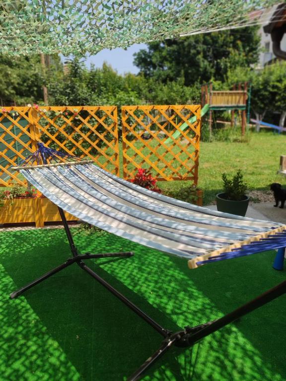 Kućica drvena sa parkingom - 4