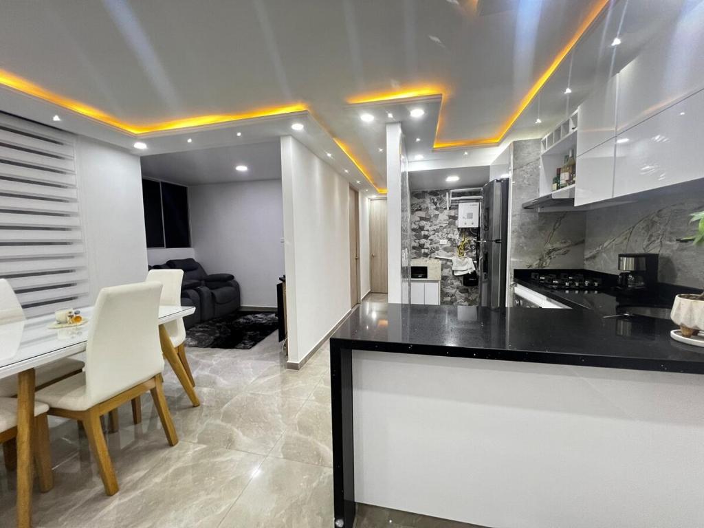 Moderno Apto con vista verde - 5