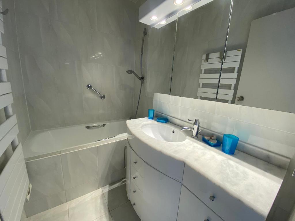 Appartement T3 à Arcachon avec accès plage et parking - FR-1-374-241 - 3