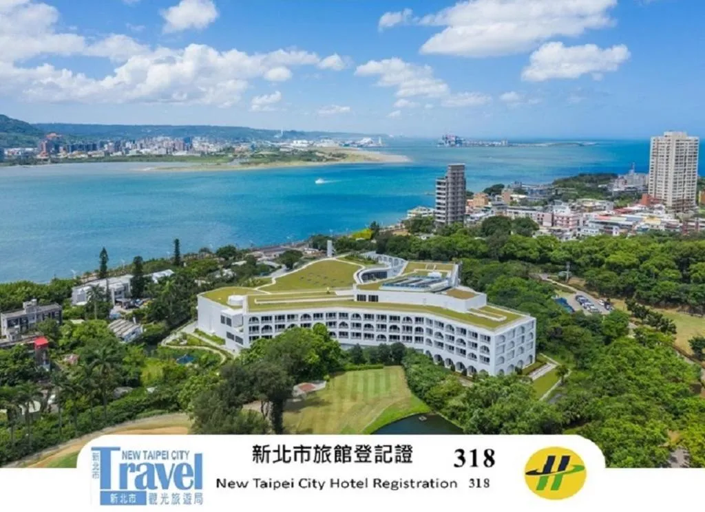 Golden Tulip FAB Hotel New Taipei, hotel in Tamsui