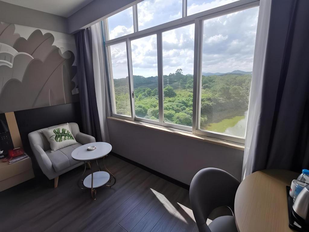 Thank Inn Hotel Guangxi Qinzhou Lingshan Renhe