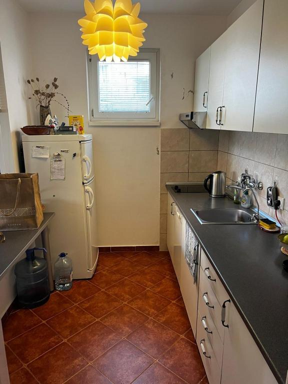 Yulia Apartments - 4
