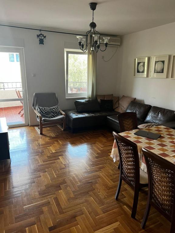 Yulia Apartments - 5