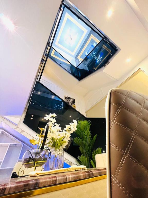 HAVENN NEST 4 & 3 Duplex shortlet Apartments with pool and Bq in Ikate lekki, Lekki