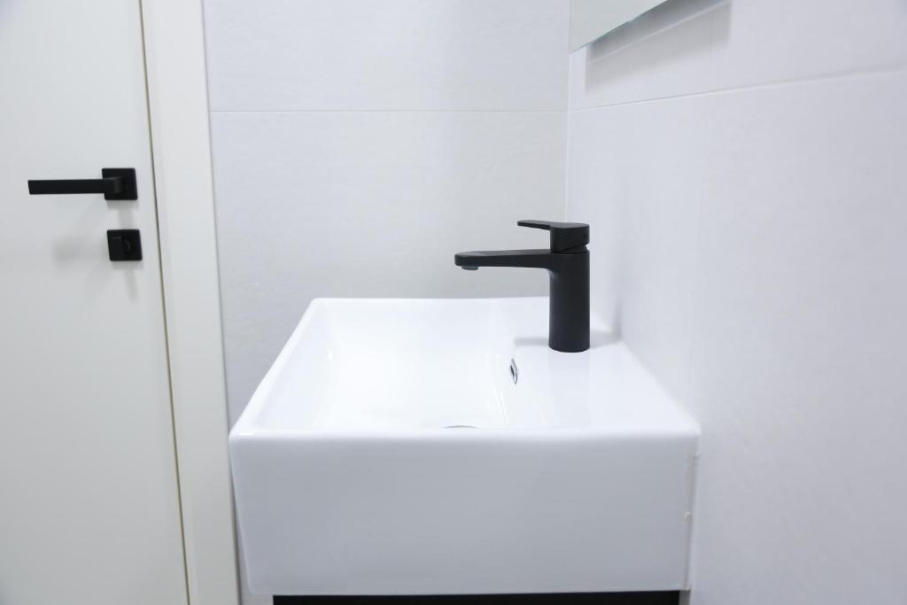 Templum Appart-Hotel -SELF CHECK IN - Slavija square - 2