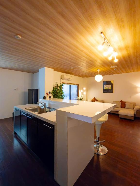 Seiran 青蘭, Ósaka