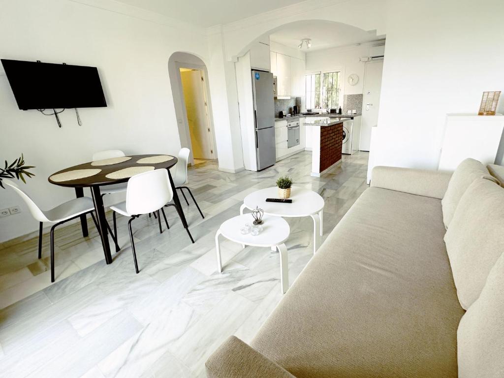 El Faro Hideaway by Lica Homes - 5