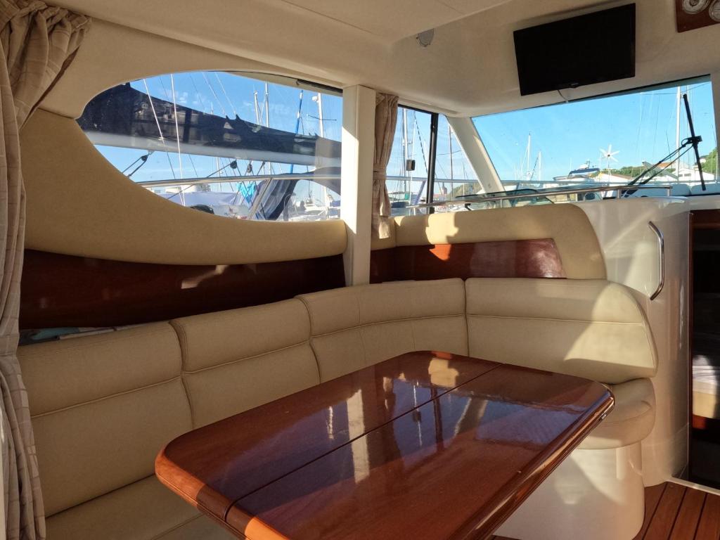 Vedette Cristal Prestige 32 - 5