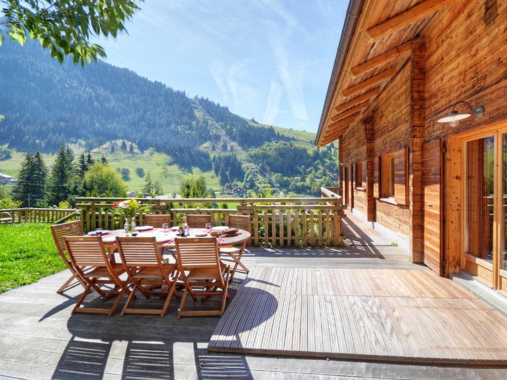 Terrasse sud, 4 pièces confort, proche pistes et commodités à La Clusaz - FR-1-304-232 - 1