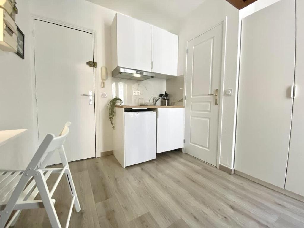 New 124 Suite Anouck - Cosy Apartment Paris Center - 3