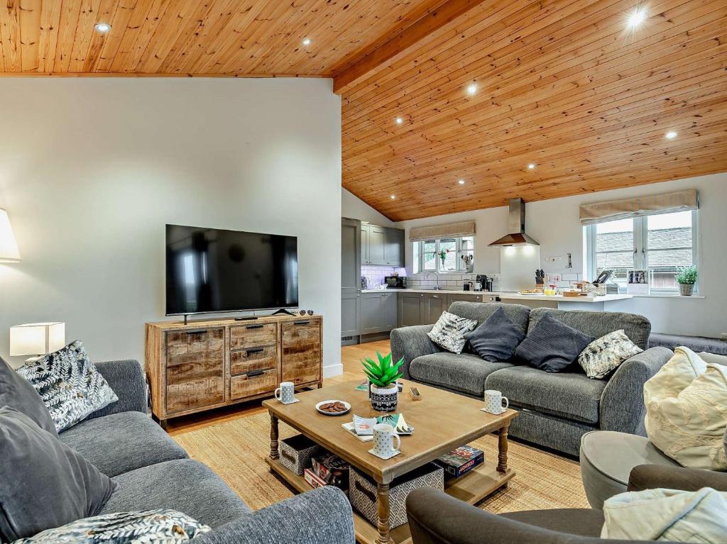 3 Bed in Padstow 43079, Saint Columb Major