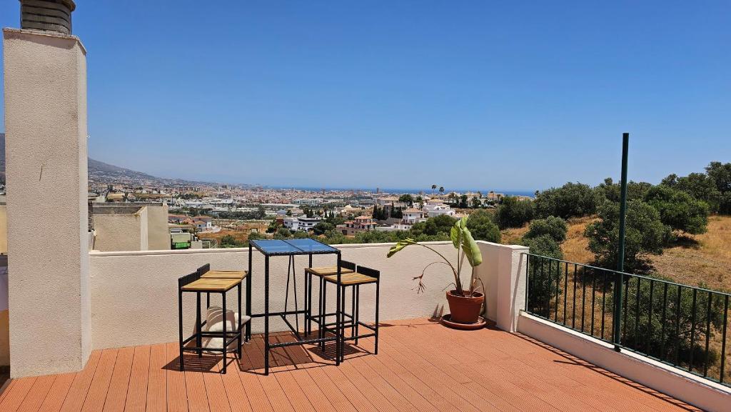 Beautiful penthouse two bedrooms with sea & mountain view - 4