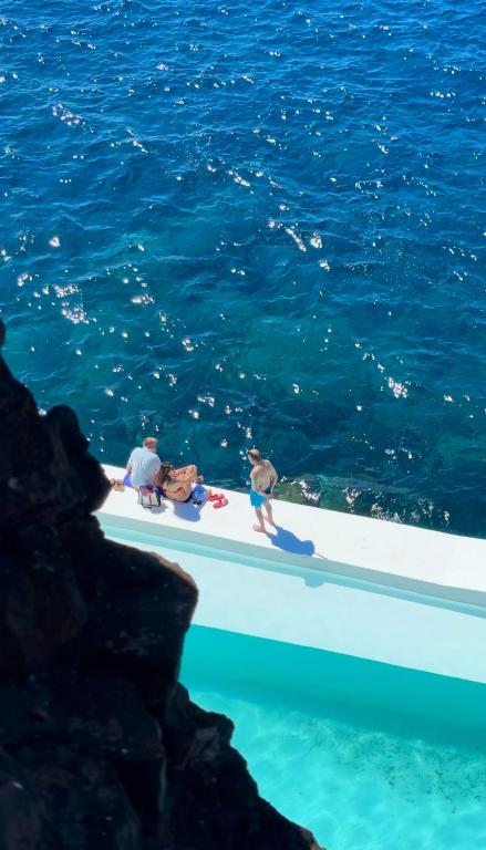 スイミングプール