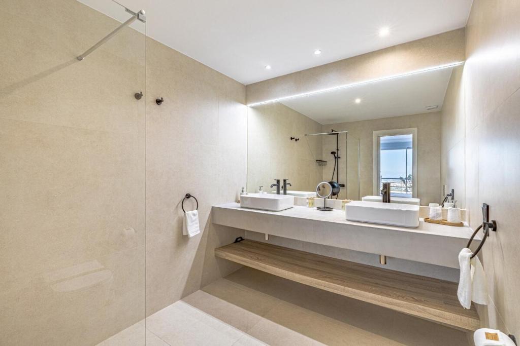 Stylish 2Bed Magna Marbella Apartment - 5