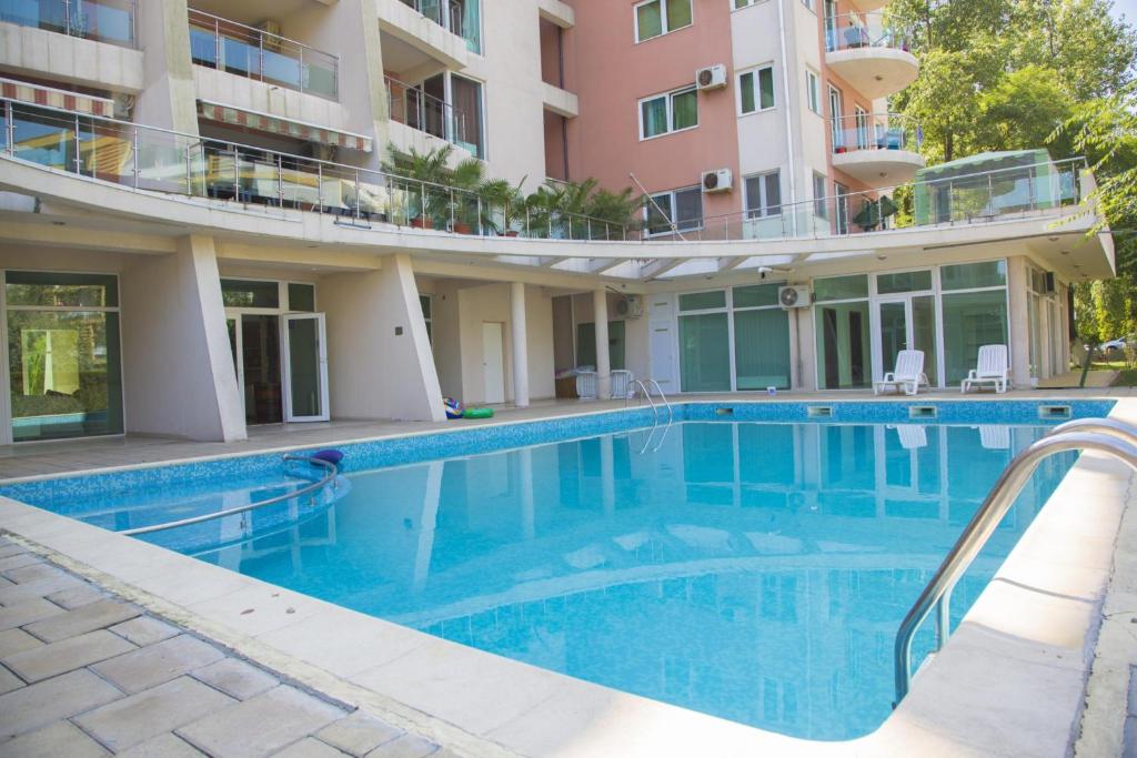 Evergreen Vlas Mamaia Sud photo