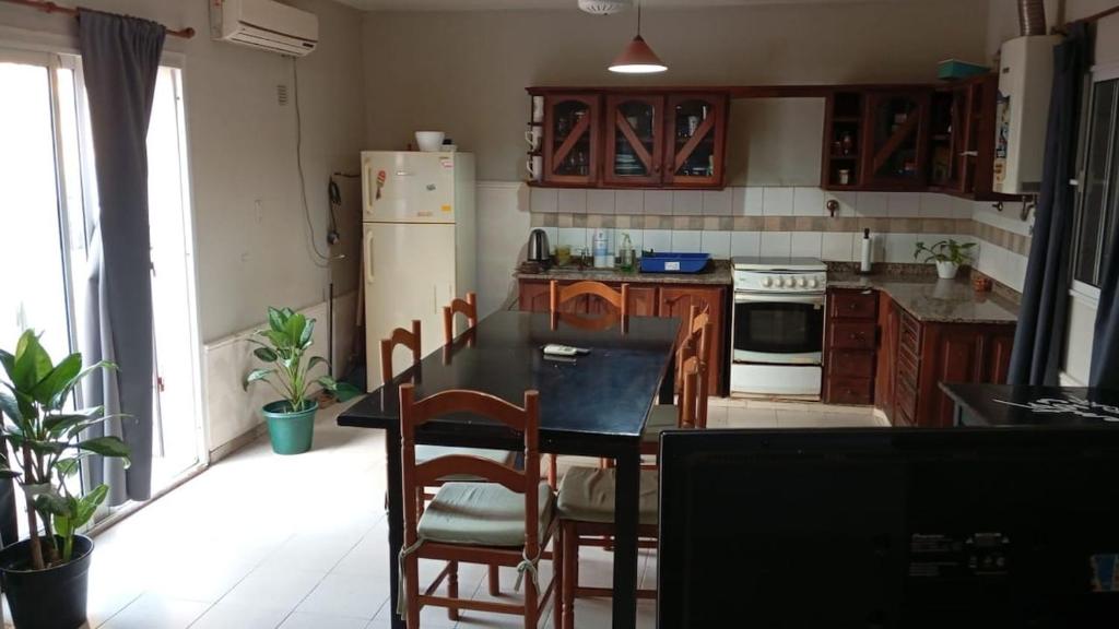 Casa con asador y Garaje a 5 minutos del estadio La Banda Santiago del Estero - 5