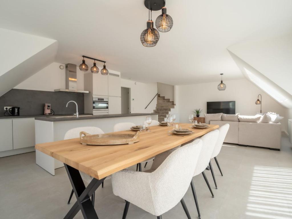 Apartment Seabird I with terrace by Interhome, Blankenberge