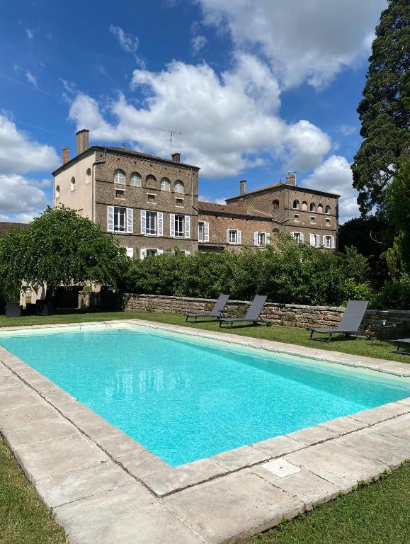 Le Domaine Du Séquoia, Saint-Symphorien-dʼAncelles