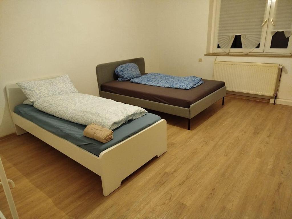 Spacious Flat with 3 bedooms for 5-8 guests, Zeitz