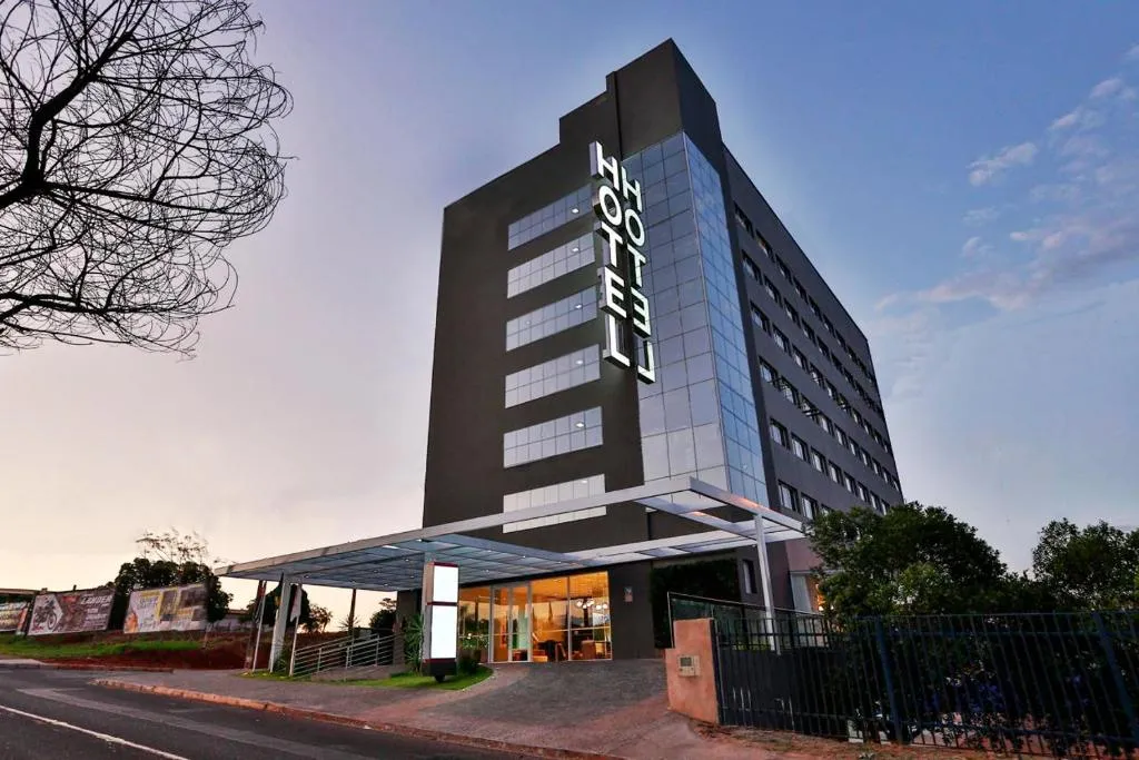 Executive Inn Fernandopolis，位于费尔南多波利斯的酒店