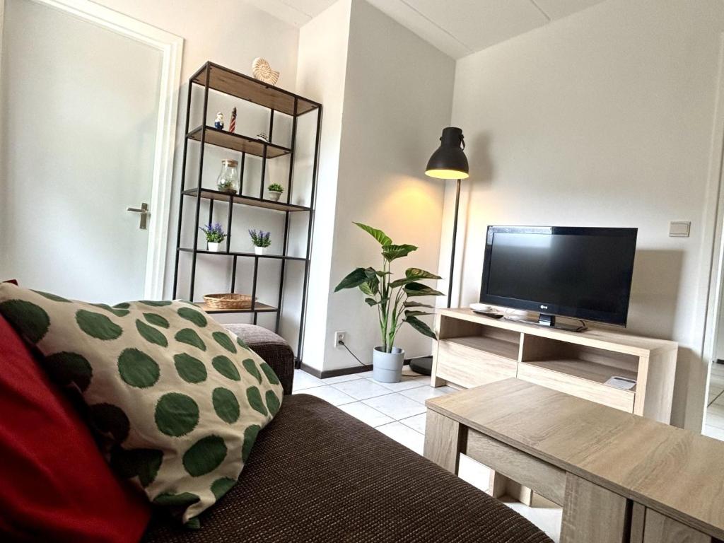 Apartment Boszicht 5 by Interhome, Oostkapelle