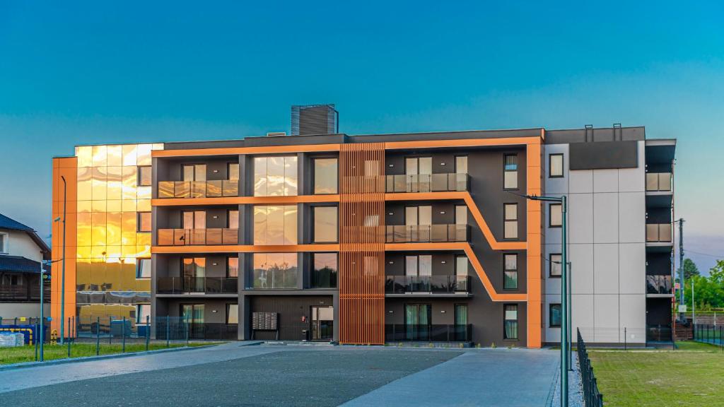 Marand Loft, Zaczernie