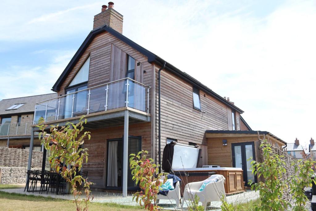 Acorn House, Dorchester