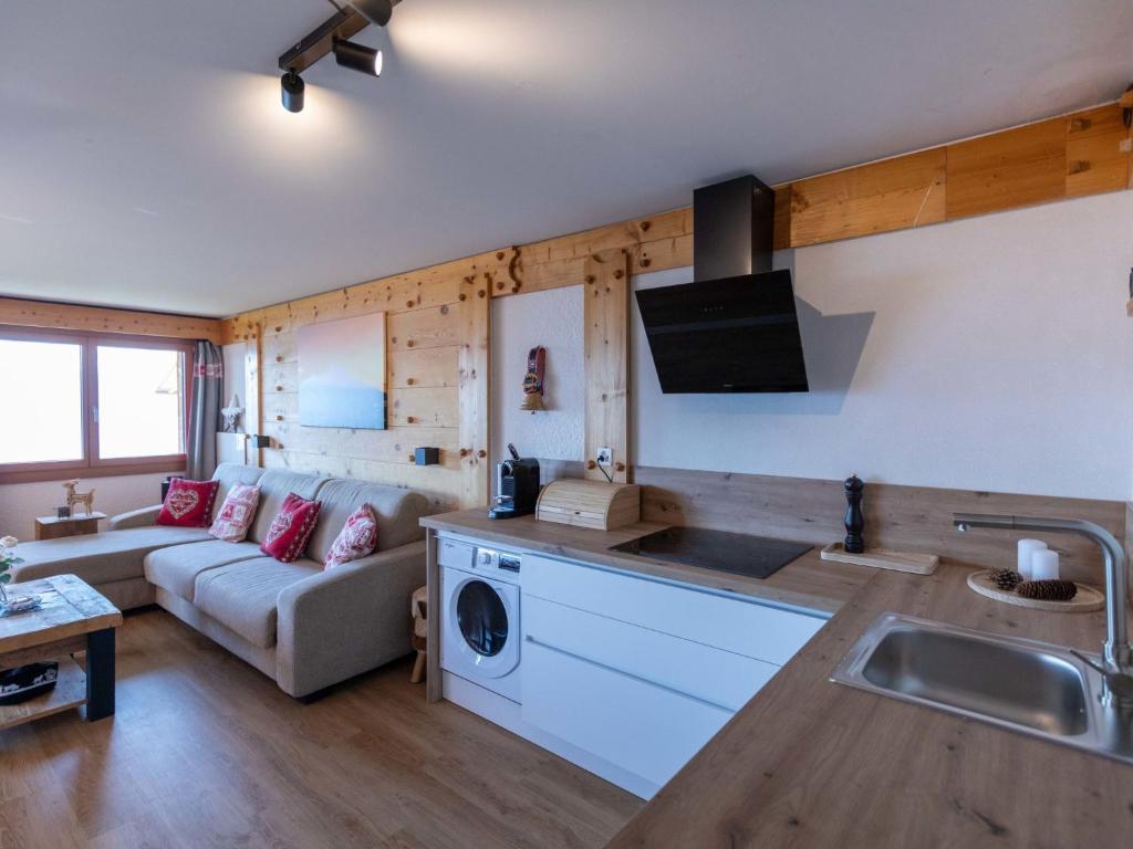 Apartment Bristol C40 by Interhome - 3