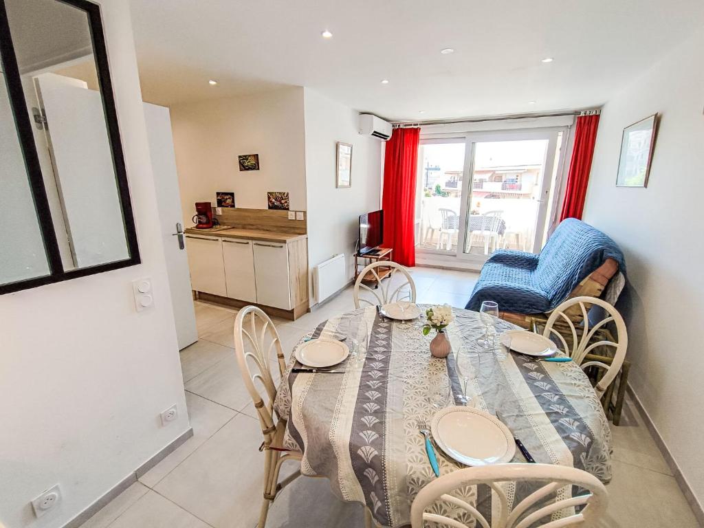 Apartment Le Vieux Port-2 by Interhome - 3