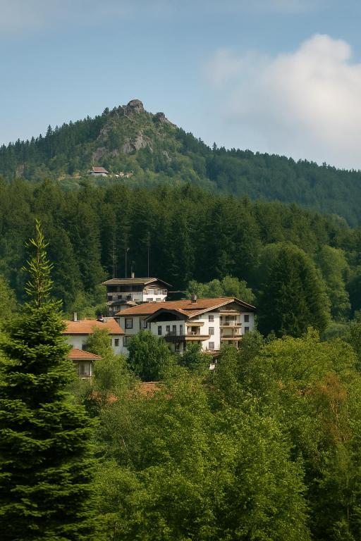 LuCA Hotel - 4