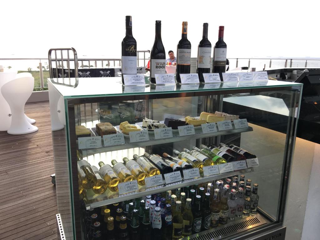 Bar/lounge