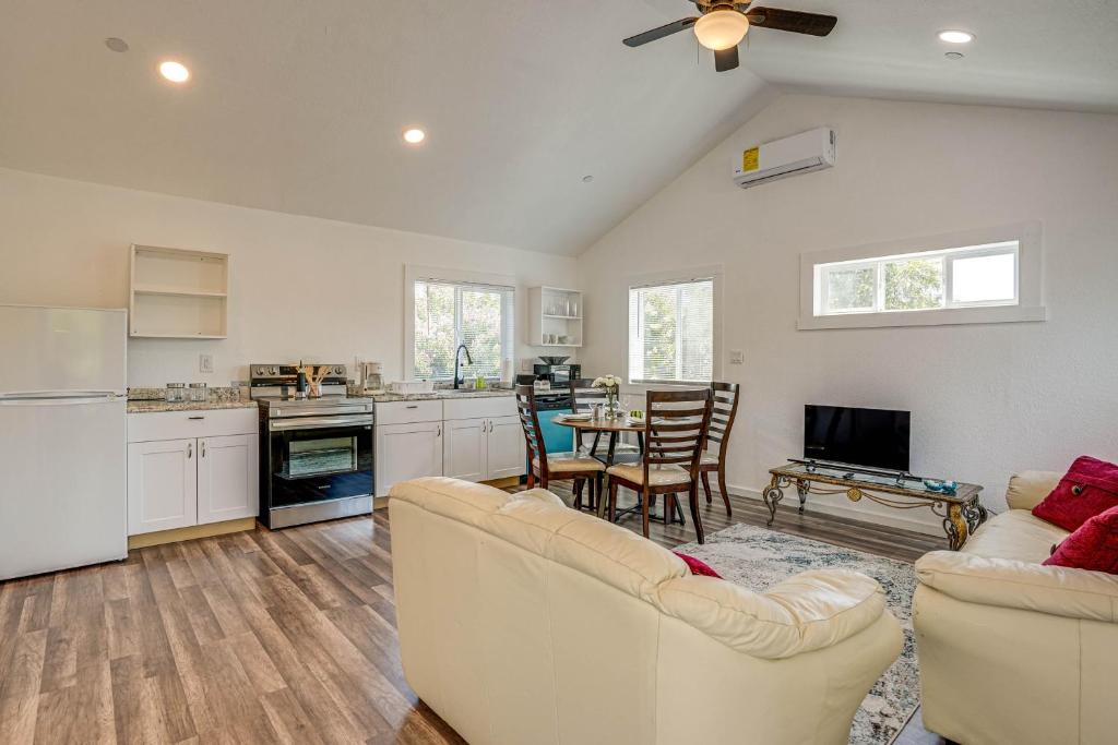Quaint Concord Home with Covered Porch Near Hiking, Concord