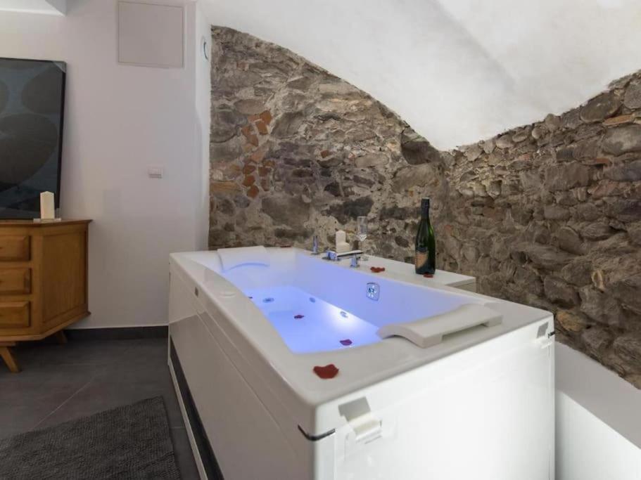 Royal Suite Spa et Balnéo Privatif - 1