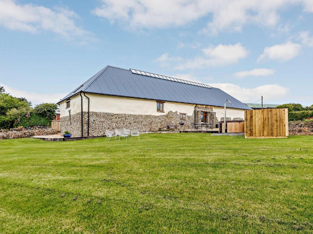 6 Bed in Great Torrington 81519, Great Torrington