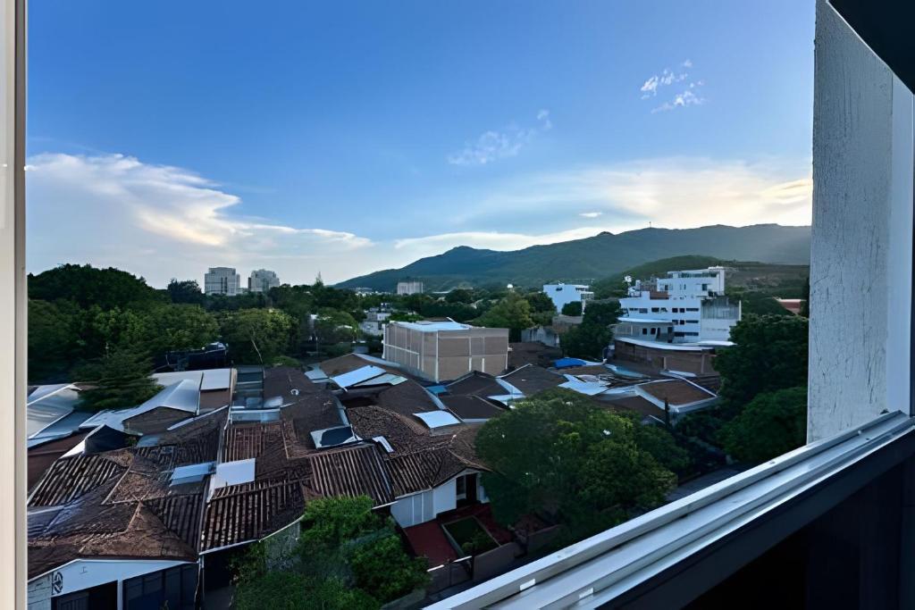Piscina, jacuzzi y vista 360, en La Flora, Cali - 3