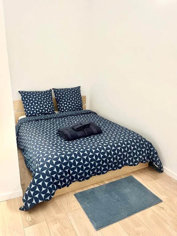 Monaco Border - Cozy 2-Bedroom Apt with Garden - 5