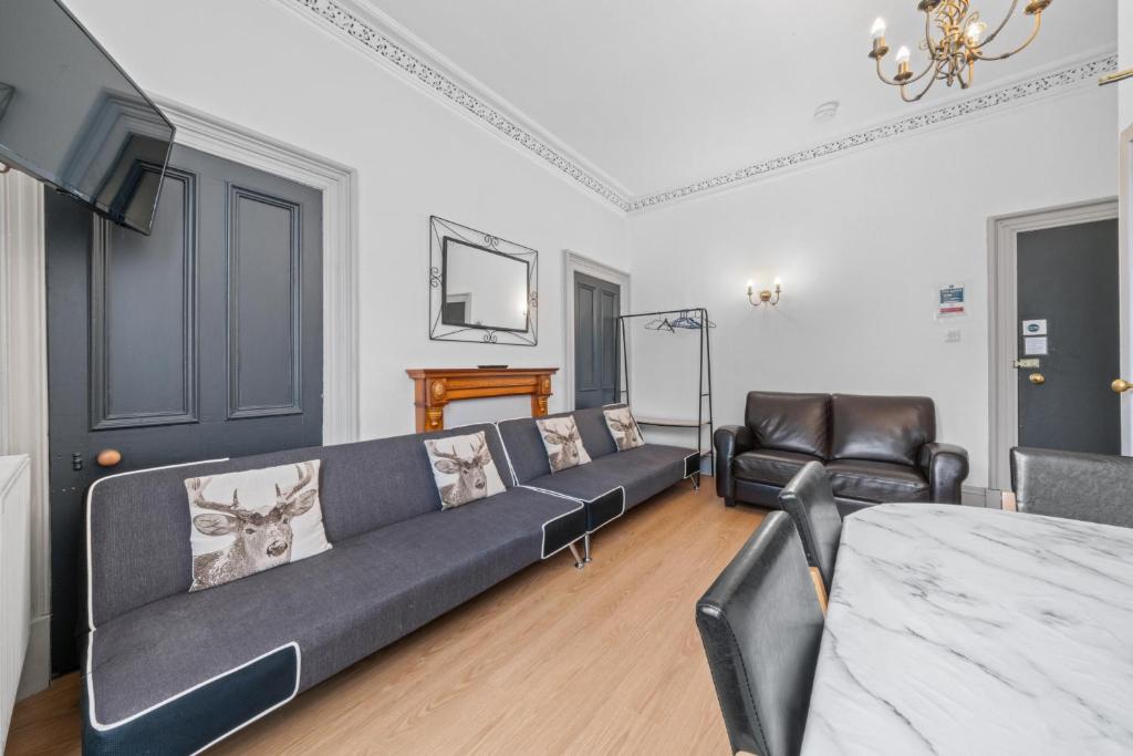 Central Inverness Hideaway - 2 Bedroom Flat, Inverness